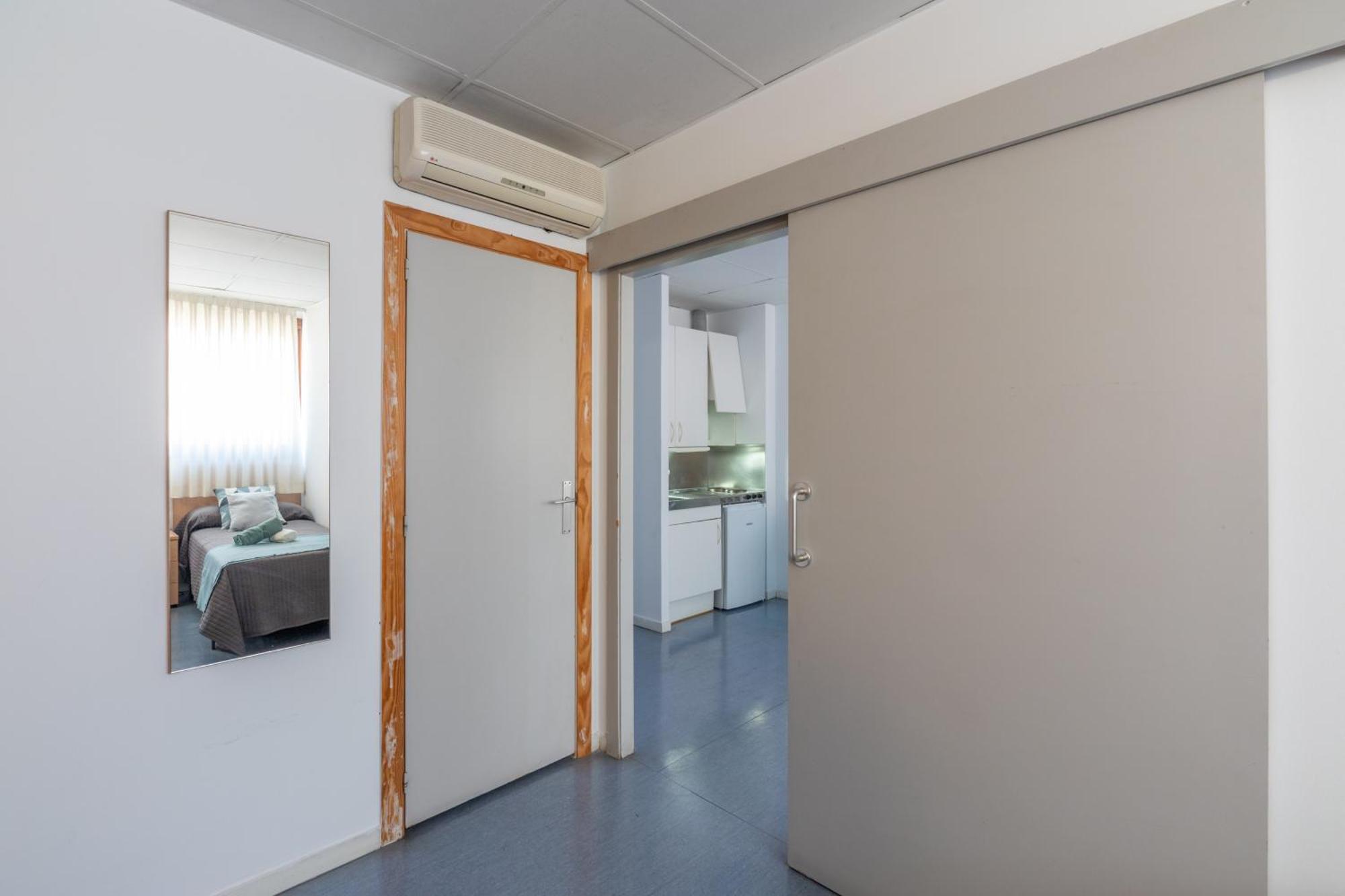 Residencia Universitaria Resa Lesseps برشلونة المظهر الخارجي الصورة